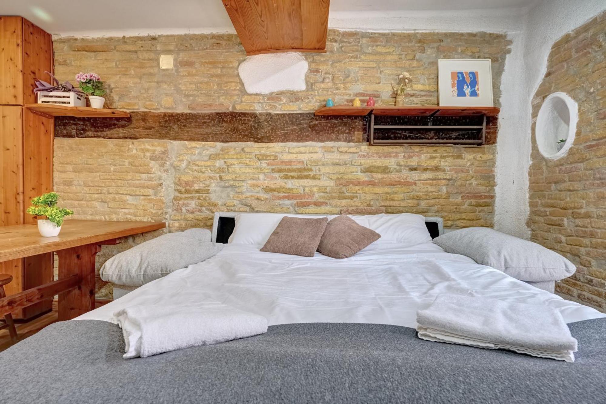 Casa Ana Mari II By Clabao Apartment Pamplona Ngoại thất bức ảnh